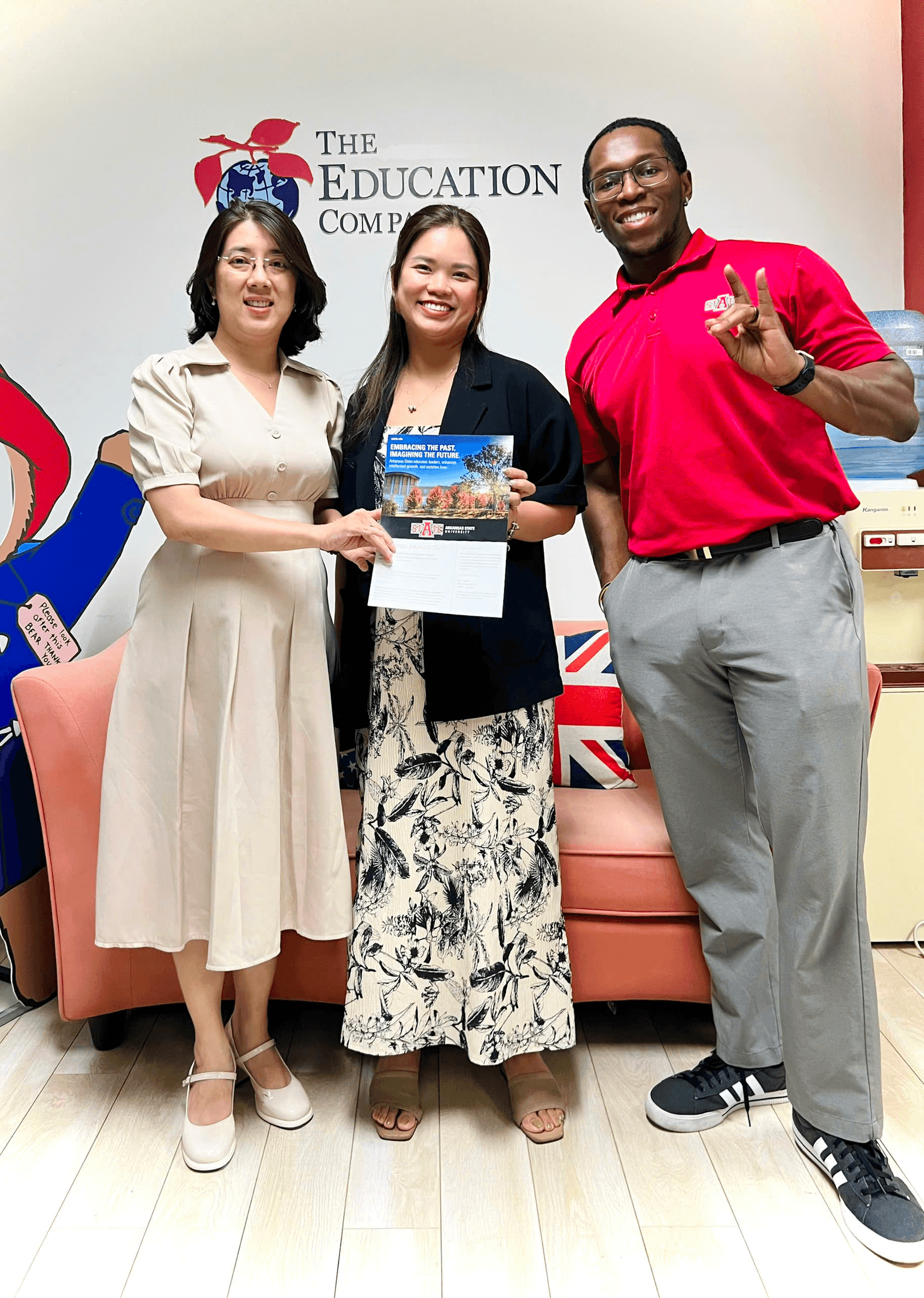 A-State Vietnam Visits The Education Company (TEC)