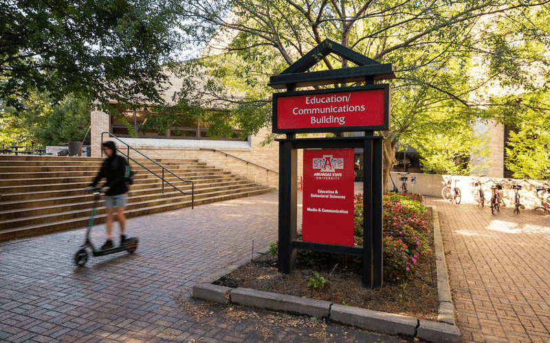 Top Journalism and Mass Communication Students Inducted into Kappa Tau Alpha