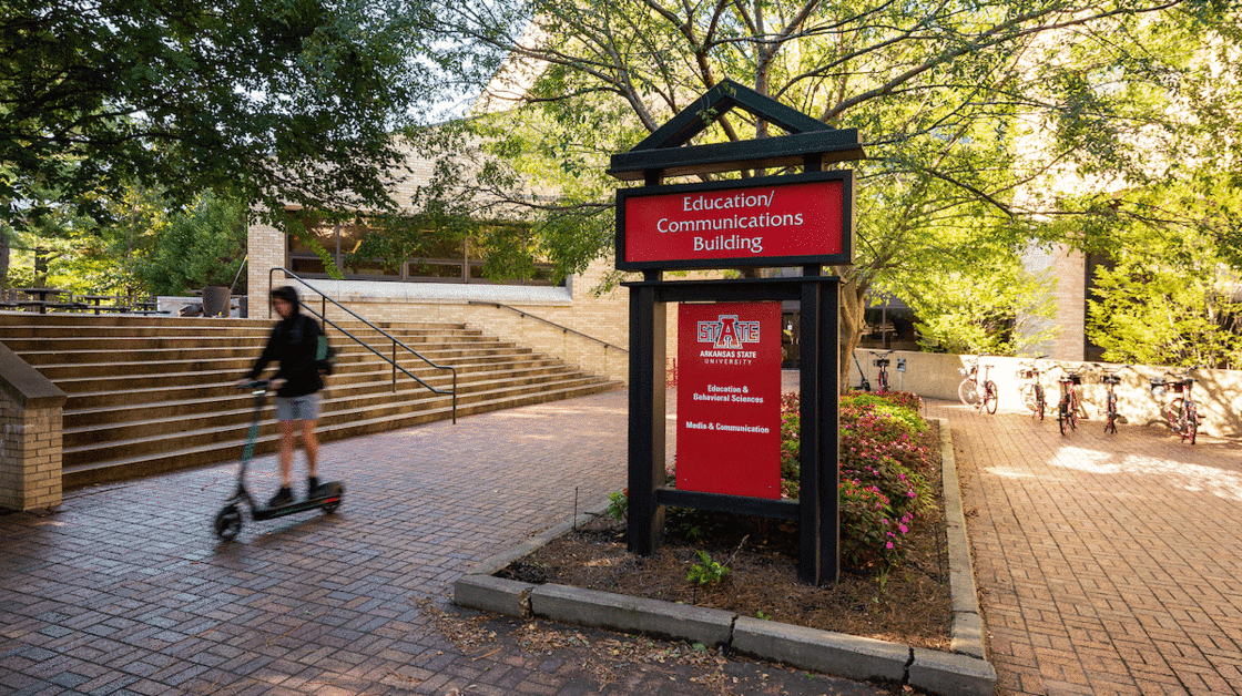 Top Journalism and Mass Communication Students Inducted into Kappa Tau Alpha