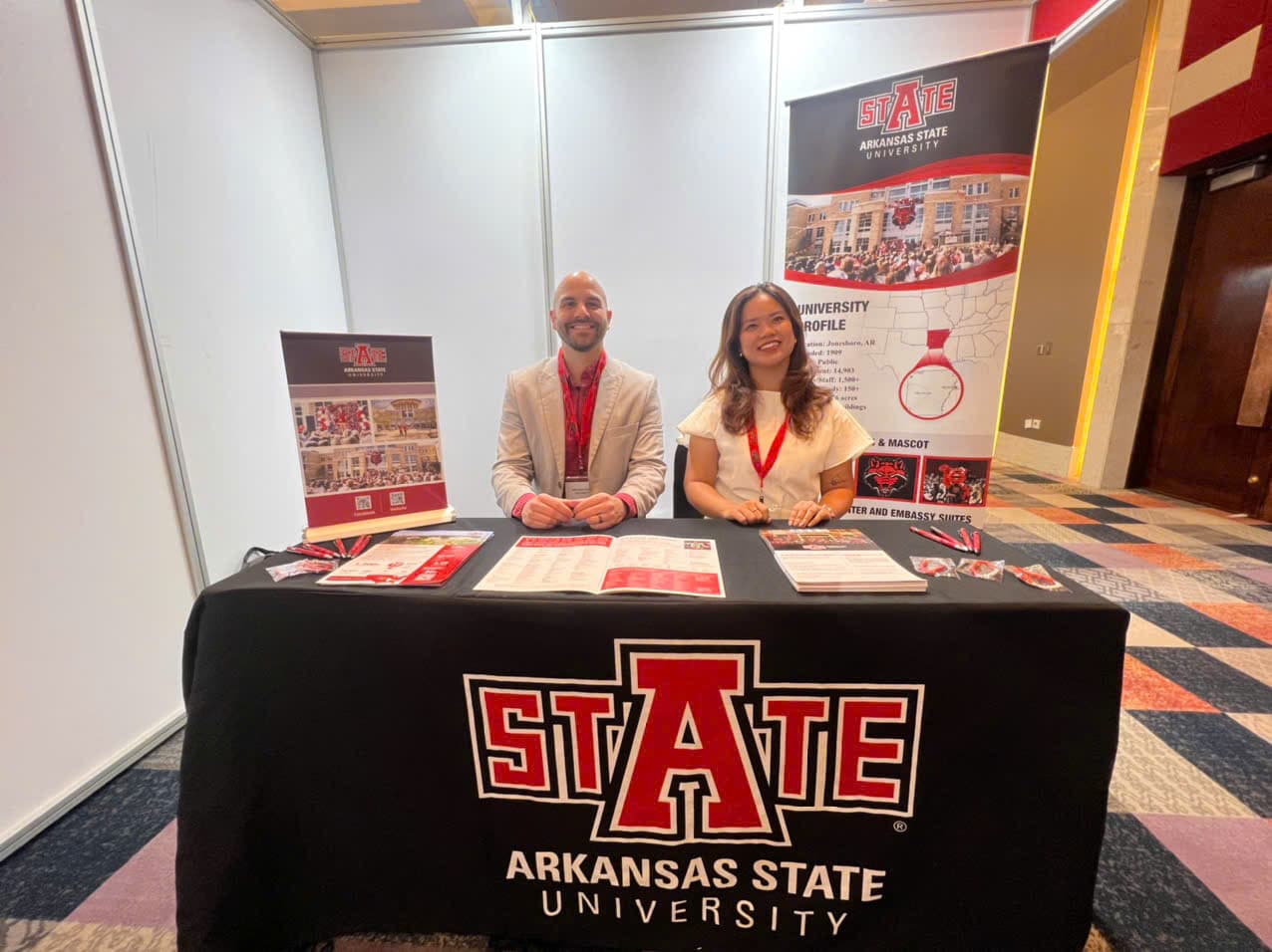 Arkansas State University (A-State) Meets Vietnamese Students at the Vietnam Education Fair 2025
