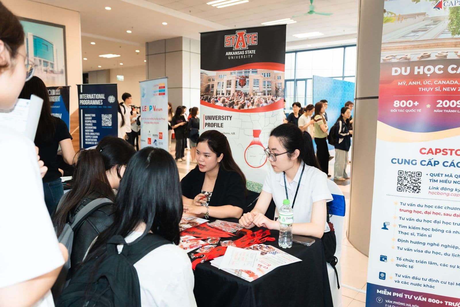A-State Takes Part in Postgraduate Day at the National Economics University, Showcasing Its International MBA Program