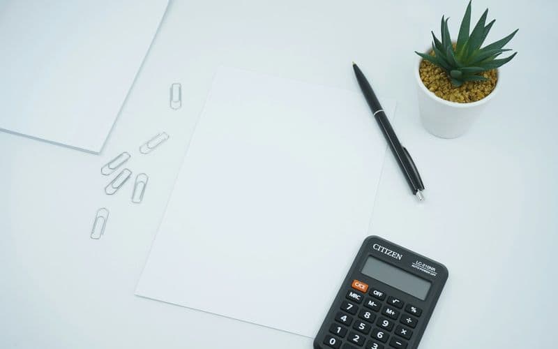 Financial documentation for the I-20: what counts, who may sponsor, and the mistakes that cost weeks