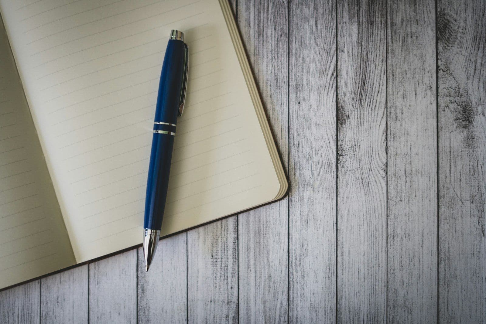 Scholarships a student can realistically win: eligibility, the rules on combining awards, and when to apply